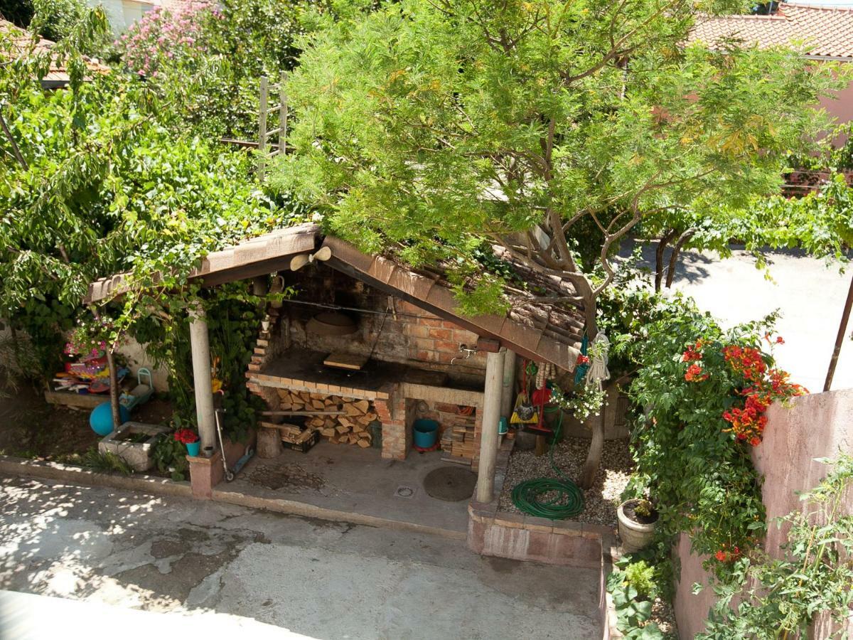 Wolverine Residence ซาดาร์ ภายนอก รูปภาพ
